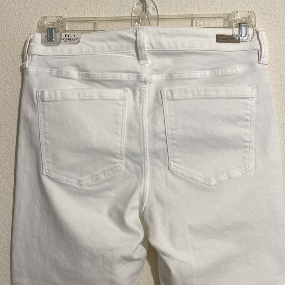 LIVERPOOL Charlie Crop Skinny Cuffed White Jean Pants Women's Size 6/28 - Picture 2 of 11